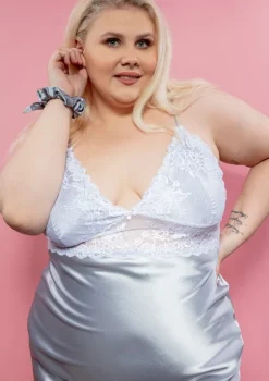Halka Harper Plus Size